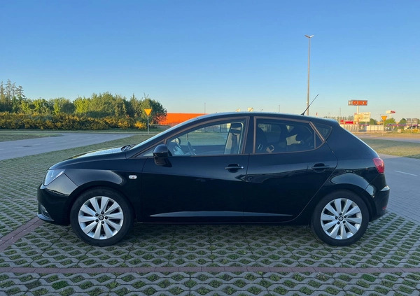 Seat Ibiza cena 30000 przebieg: 186598, rok produkcji 2016 z Szamocin małe 172